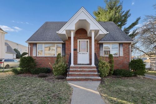 384 Madeline Ave, Garfield, NJ, 07026-2412 | Card Image