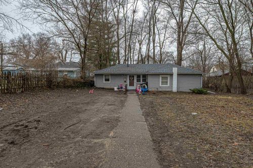 2935 Potter St, Rockford, IL, 61109-1250 | Card Image