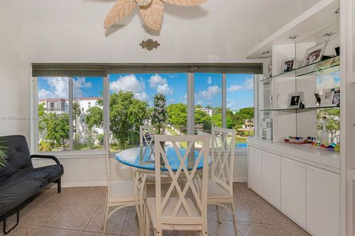 apt-302-3990 Nw 42nd Ave, Lauderdale Lakes, FL, 33319-4835 | Card Image