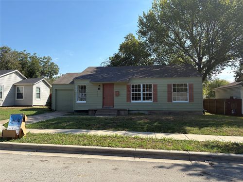 5037 Fairfax St, Fort Worth, TX, 76116-8917 | Card Image