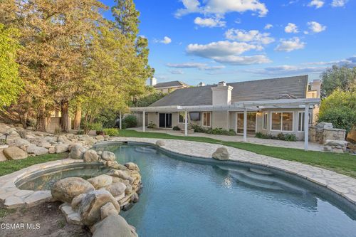 4953 Kilburn Ct, Oak Park, CA, 91377-4717 | Card Image