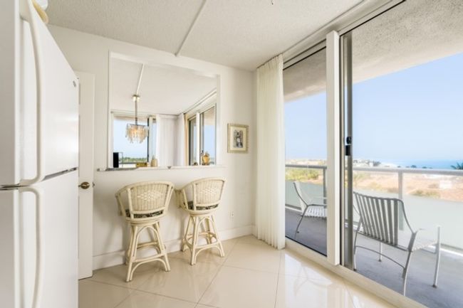 APT-702S - 3554 Ocean Dr, House attached with 2 bedrooms, 2 bathrooms and null parking in Vero Beach FL | Image 20