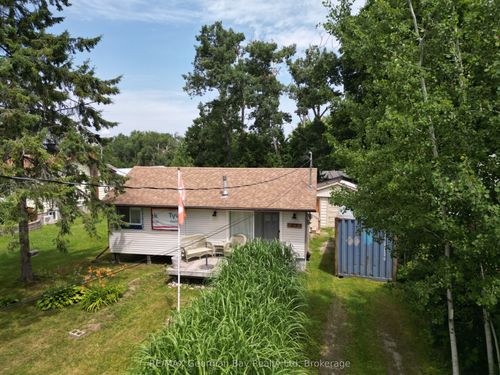 37 Yeoger Dr, Port Mcnicoll, ON, L0K1R0 | Card Image