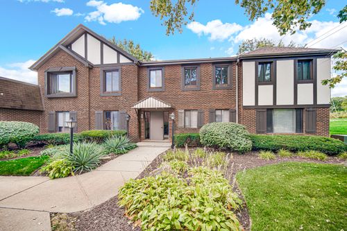 118-82 Parliament Dr W, Palos Heights, IL, 60463-1023 | Card Image