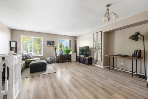 35026 Exbury Ave, Abbotsford, BC, V2S6X6 | Card Image