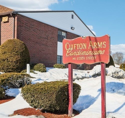 apt-b1-141 Essex St, Saugus, MA, 01906-4254 | Card Image