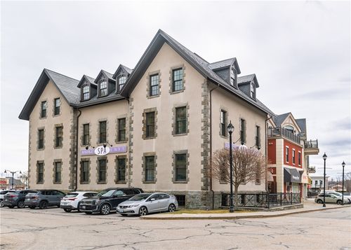 312-1000 Chapel View Blvd, Cranston, RI, 02920-3070 | Card Image