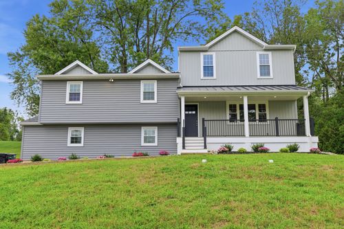 886 Sackettsford Rd, WARMINSTER, PA, 18974-1330 | Card Image