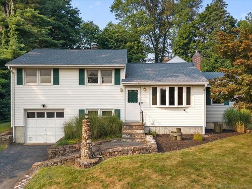 23 Highland Dr, Wallingford, CT, 06492-2109 | Card Image