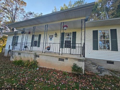 307 Dunham Cut, Belington, WV, 26250-4512 | Card Image