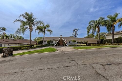 2326 Almira Ave, Fullerton, CA, 92831-1302 | Card Image