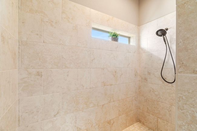 617 Zmolek Rd, House other with 3 bedrooms, 3 bathrooms and null parking in Ennis TX | Image 17