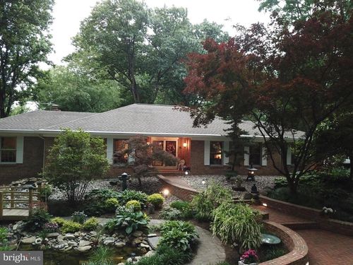 301 Corner Ketch Rd, DOWNINGTOWN, PA, 19335-1343 | Card Image