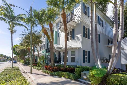 349 E Mallory Cir, Delray Beach, FL, 33483-5282 | Card Image