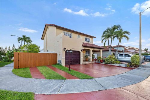 3502 W 72nd St, Hialeah, FL, 33018-1710 | Card Image