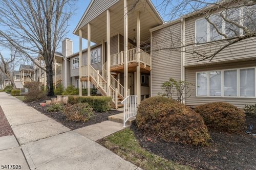 16 Westchester Ter, Annandale, NJ, 08801-1625 | Card Image