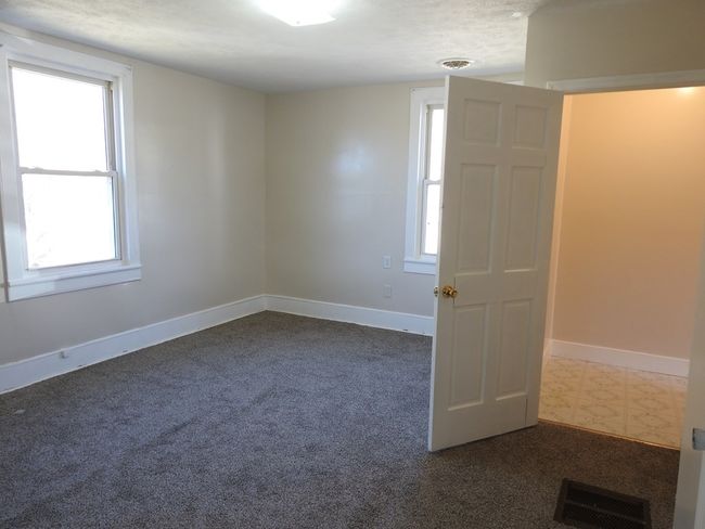 106 S Boss Row, House other with 3 bedrooms, 2 bathrooms and null parking in Fries VA | Image 21