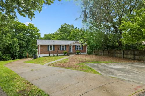 unit-a-102 Evergreen Ct, Hendersonville, TN, 37075-2912 | Card Image