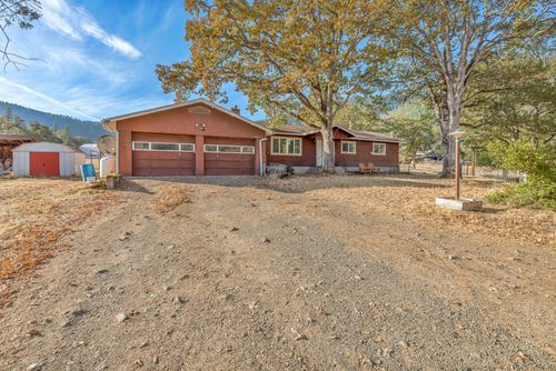 3361 Little Applegate Rd, Jacksonville, OR, 97530-9093 | Card Image