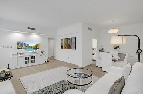 103-625 Biltmore Way, Coral Gables, FL, 33134-7536 | Card Image