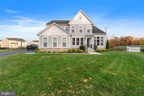 24696 Crested Butte Ct, Aldie, VA, 20105-2283 | Card Image