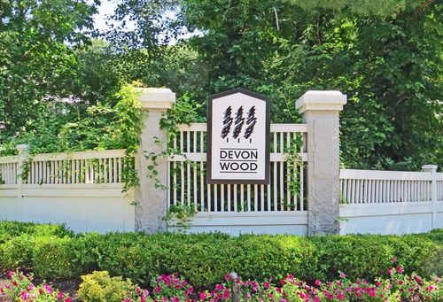 107-107 Bradford Commons Ln, Braintree, MA, 02184-8258 | Card Image