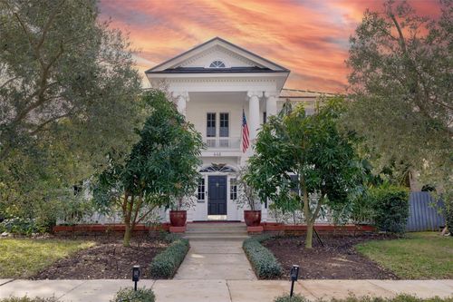 446 16th Ave Ne, St Petersburg, FL, 33704-4715 | Card Image