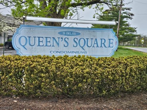 415-20 Delar Pkwy, Franklin Park, NJ, 08823-1322 | Card Image