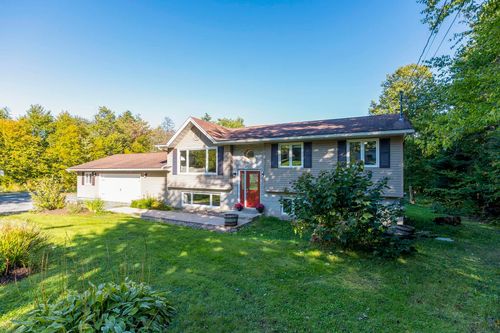 103 Norman Blvd, House with 4 bedrooms, 2 bathrooms and 5 parking in Hammonds Plains NS | Card Image