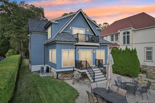 14 Woodlands Ter, Greenwood Lake, NY, 10925-4116 | Card Image