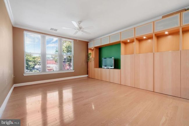 UNIT-247 - 1391 Pennsylvania Ave Se, Condo with 1 bedrooms, 1 bathrooms and null parking in WASHINGTON DC | Image 6