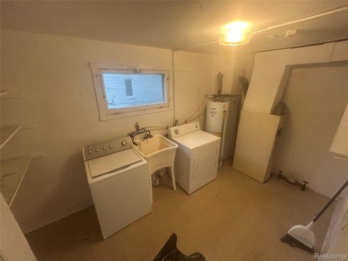 33314 Belding Ct, Westland, MI, 48186-4655 | Card Image