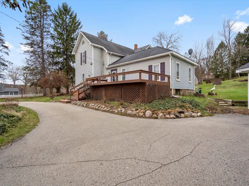 758 W Glass Rd, Ortonville, MI, 48462-8582 | Card Image
