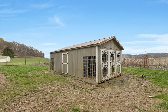 9962 Weaver Rd, House other with 5 bedrooms, 3 bathrooms and null parking in Utica OH | Image 46