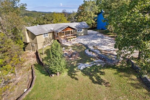 1 Dogwood Ln, Holiday Island, AR, 72631-4611 | Card Image