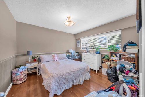 959 Caithness Cres, Port Moody, BC, V3H1C7 | Card Image