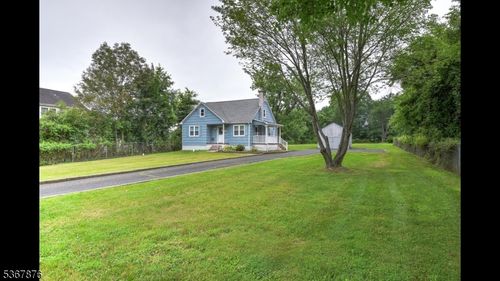 107 Pearl St, Bridgewater, NJ, 08807-3139 | Card Image