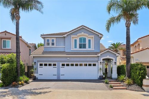 11759 Coorsgold Ln, Porter Ranch, CA, 91326-4133 | Card Image