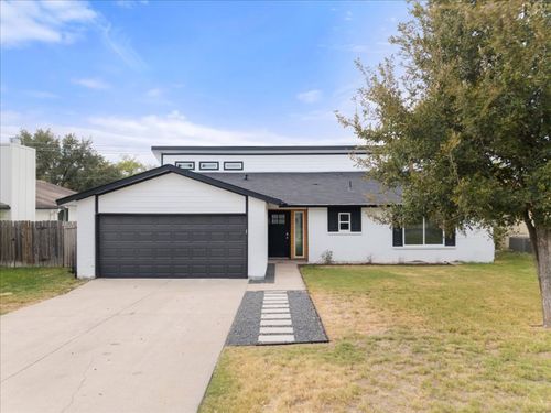 6212 Libyan Dr, Austin, TX, 78745-3782 | Card Image