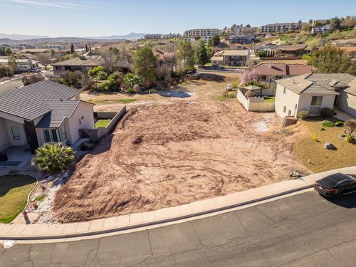 1779 W 740 S, St George, UT, 84770-7621 | Card Image
