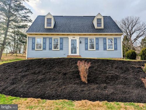 520 Pitney Rd, COLUMBIA, PA, 17512-8905 | Card Image