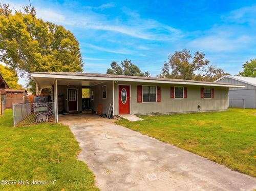 205 Willow Drive, Vicksburg, MS, 39180 | Card Image