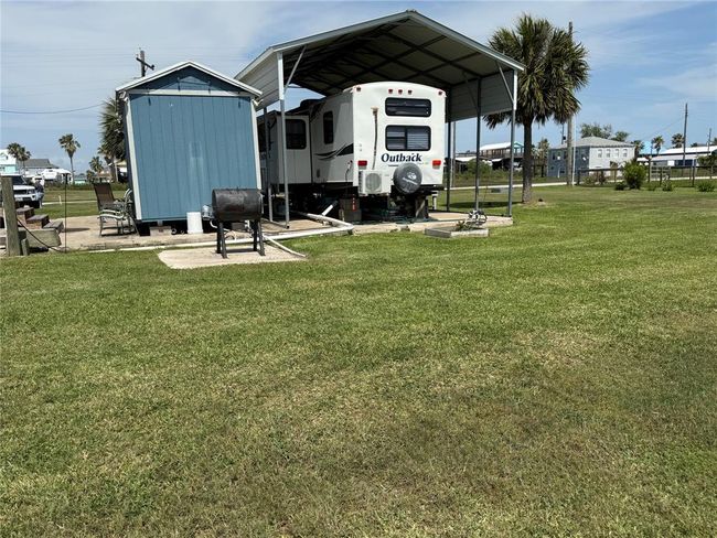 1283 N Monkhouse Dr, Home with 0 bedrooms, 0 bathrooms and null parking in Crystal Beach TX | Image 6