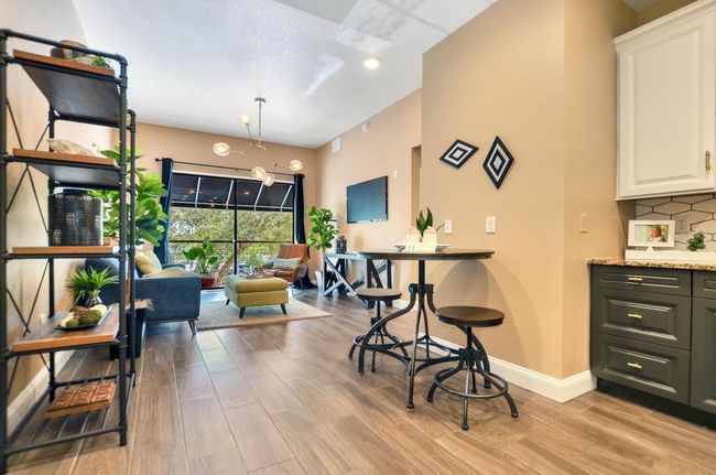 UNIT-206 - 2253 Central Ave, Condo with 2 bedrooms, 2 bathrooms and null parking in St Petersburg FL | Image 4