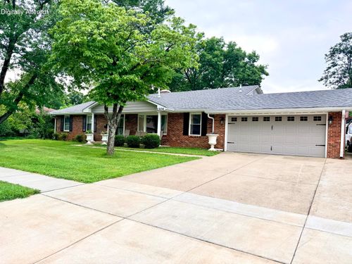 1304 Tanforan Dr, Lexington, KY, 40517-2855 | Card Image