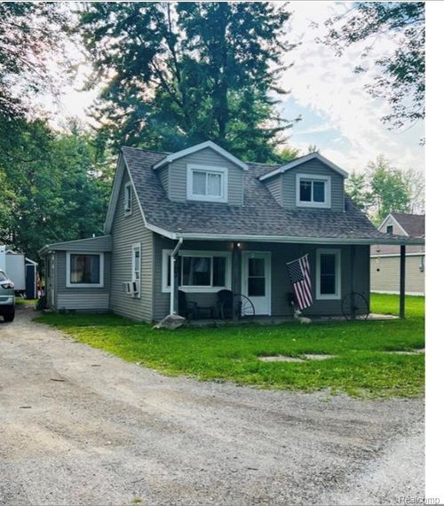 3187 2nd St, Emmett, MI, 48022-7711 | Card Image