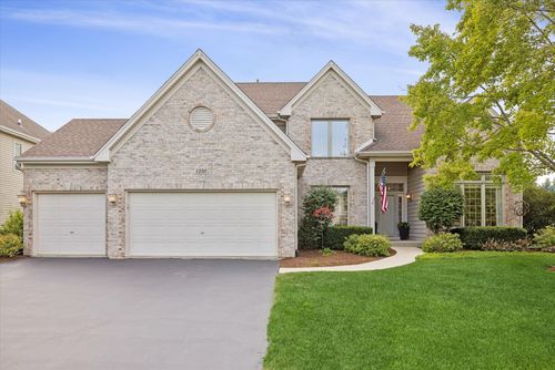 1250 Tunbridge Trl, Algonquin, IL, 60102-6029 | Card Image