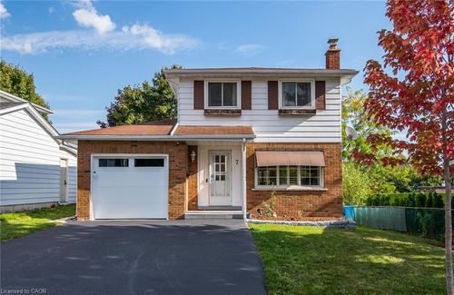7 Forest Glen Cres, Kitchener, ON, N2N1C7 | Card Image