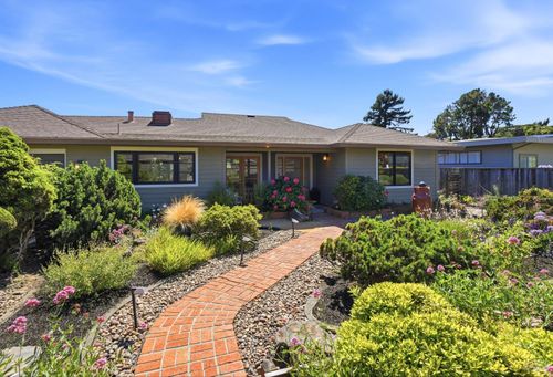 686 Hawthorne Dr, Tiburon, CA, 94920-1412 | Card Image