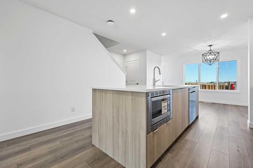 19832 45 St Se, Calgary, AB, T3M3T7 | Card Image